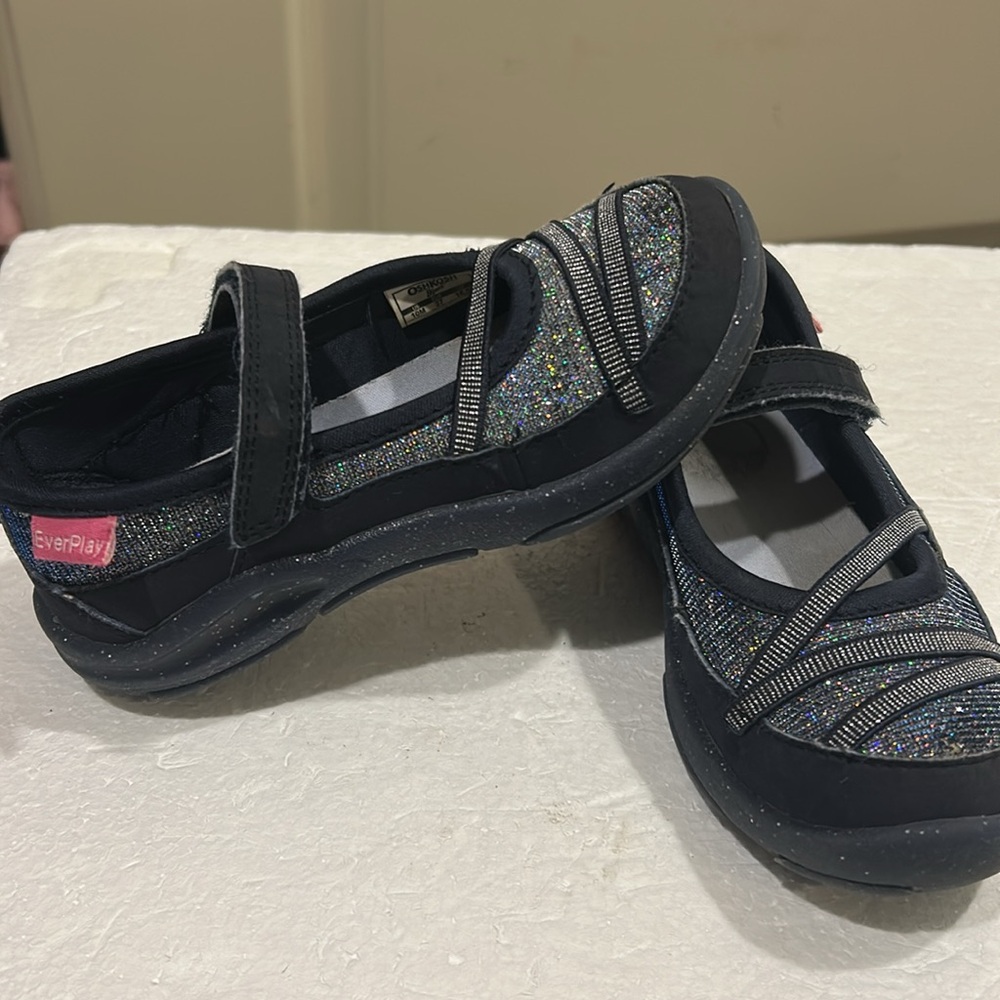 OshKosh B’gosh glittery Fawn EverPlay Mary Jane sparkle sneaker Shoes size 10